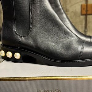 NWT Louise et Cie Black Leather Ankle Boots with Pearl Detail Sz 9.5M  BEAUTIFUL
